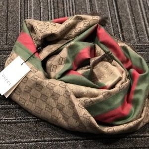 Gucci scarf